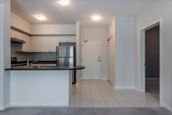 299 Cundles RD E #306, Barrie, ON L4M 0K9