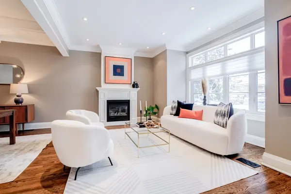 Toronto W02, ON M6S 2B1,79 Raymond AVE