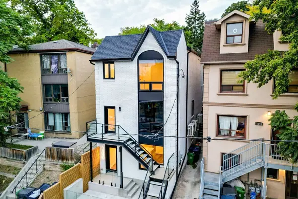 Toronto W03, ON M6H 2G9,1250 Davenport AVE #1