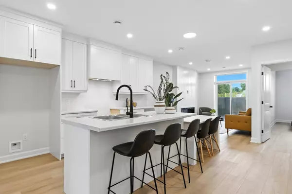 Wellington North, ON N0G 2L2,440 Wellington ST E #12