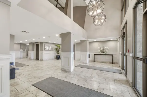 London East, ON N6A 6K3,250 Pall Mall ST #1106