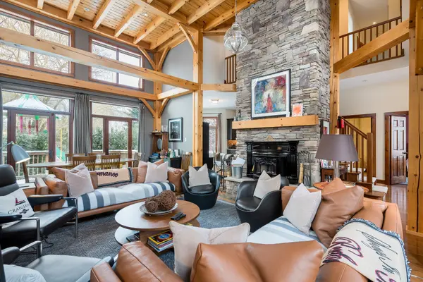 Blue Mountains, ON L9Y 0B7,143 National DR