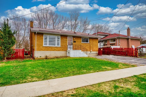 134 Weller AVE #2, Kingston, ON K7K 2T7