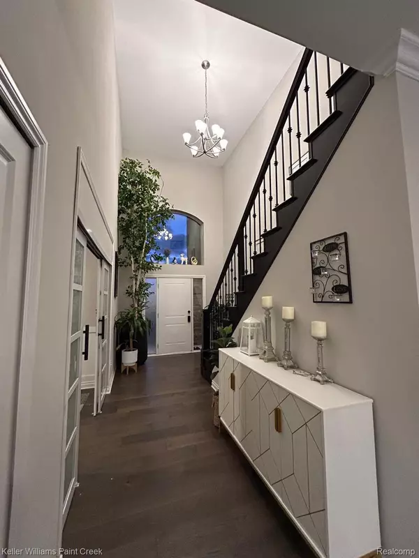 Sterling Heights, MI 48312,34476 Linda LN