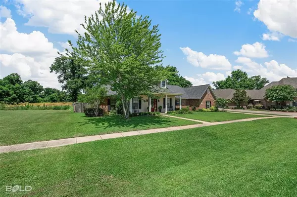 Bossier City, LA 71112,207 Welham Trace