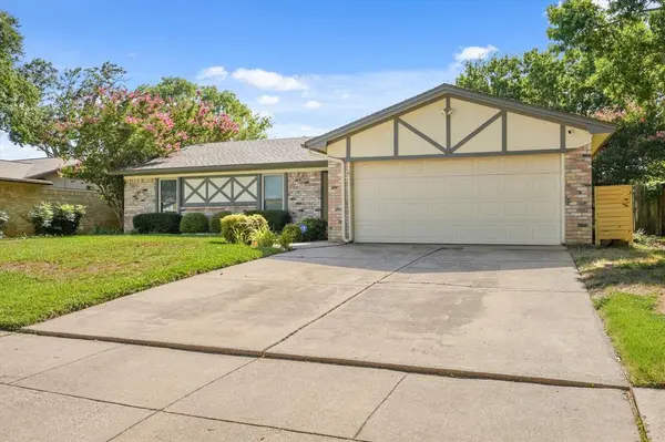 Bedford, TX 76021,2917 Highgate Lane