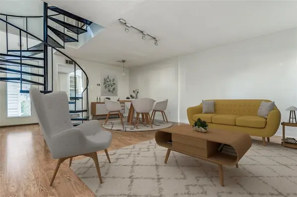 Dallas, TX 75204,3321 Oak Grove Avenue #107