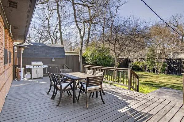 Dallas, TX 75218,10329 Lake Gardens Drive