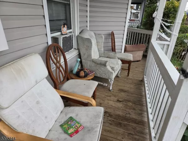 Plainfield City, NJ 07060,626 E 6th St