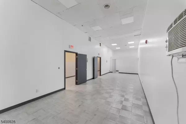 Newark City, NJ 07105,43 Merchant St