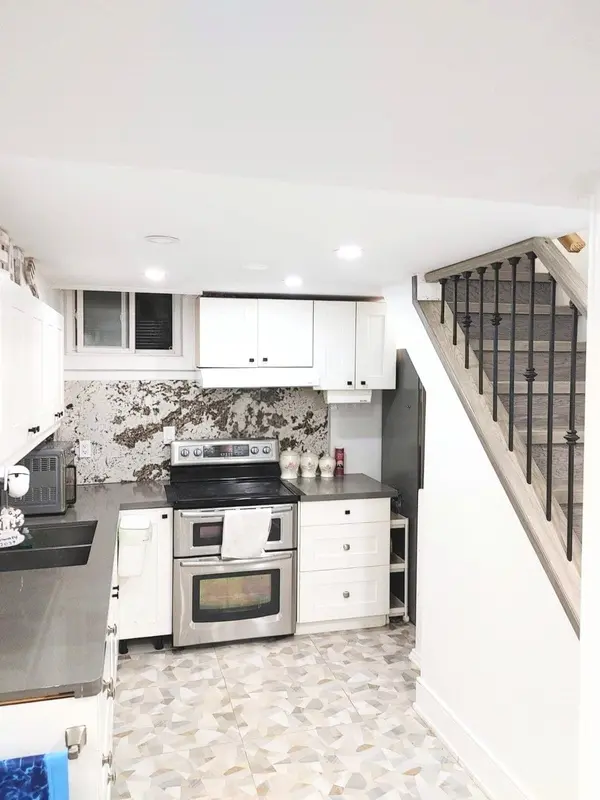 Ajax, ON L1S 5H2,61 Mandrake ST #BSMT