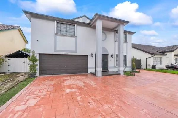 18811 NW 80th Ave, Hialeah, FL 33015