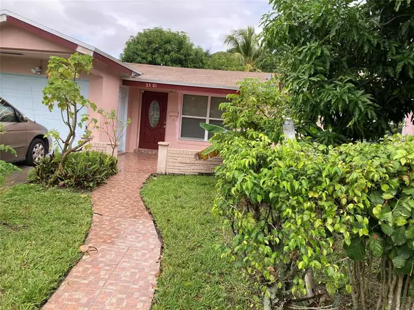 3501 NW 32nd St, Lauderdale Lakes, FL 33309