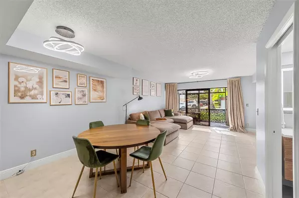 Davie, FL 33314,7110 SW 42nd Ct #7110