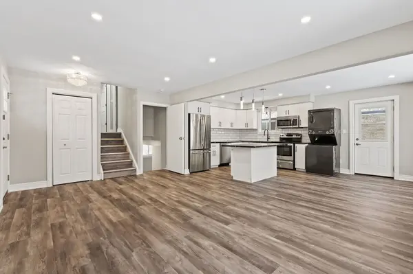 Welland, ON L3C 5W5,26 Colonial ST