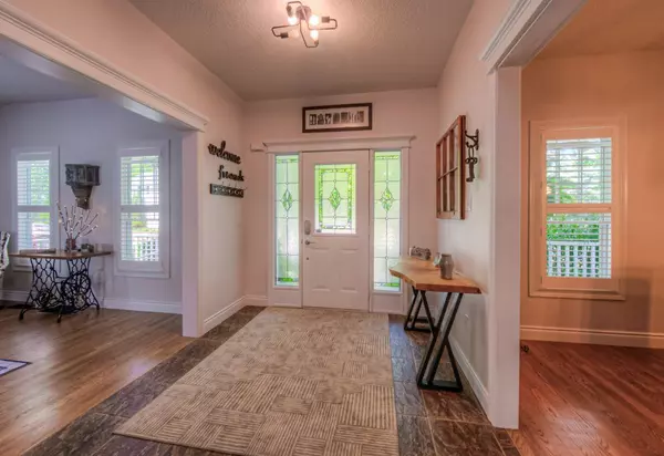 Guelph/eramosa, ON N0B 2K0,177 Old Maple BLVD