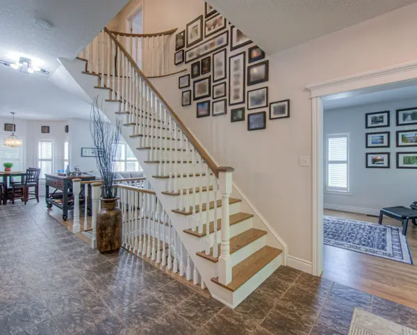 Guelph/eramosa, ON N0B 2K0,177 Old Maple BLVD