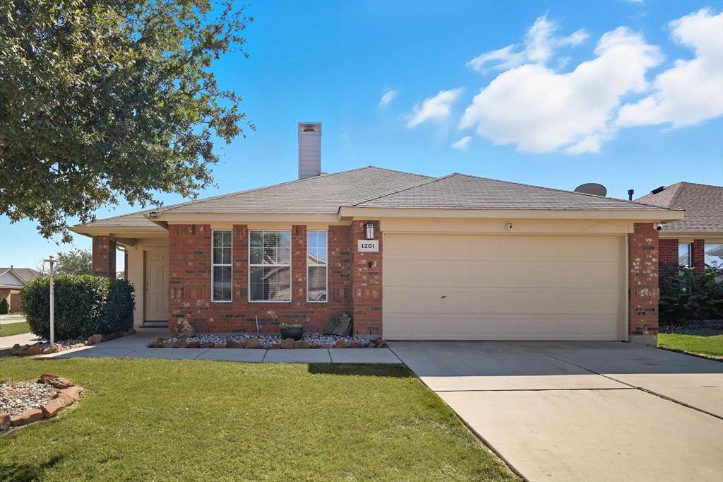 1201 Roping Reins Way, Fort Worth, TX 76052