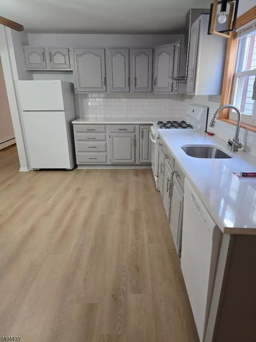 Newark City, NJ 07105,110 Elm St