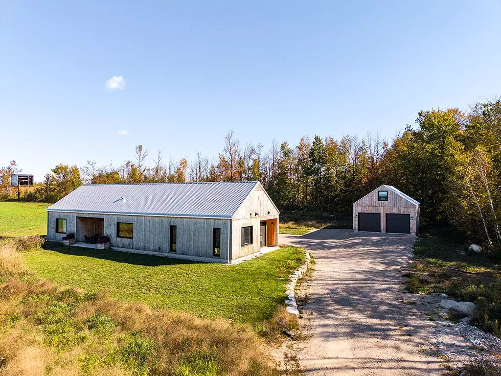 Meaford, ON N4L 1W5,58165 12th Line