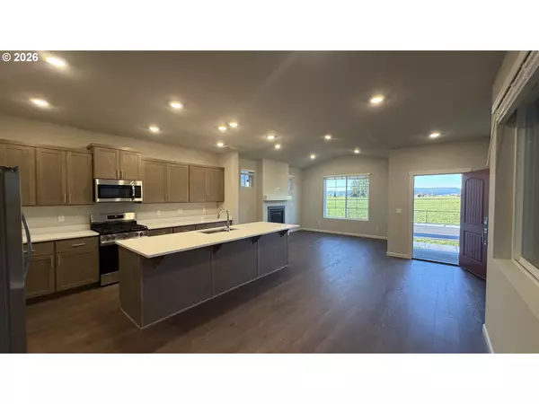 North Plains, OR 97133,11356 NW 321st AVE