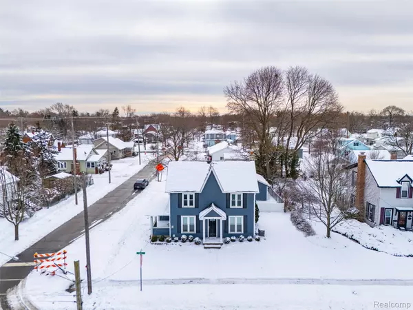 Oxford, MI 48371,18 Park ST