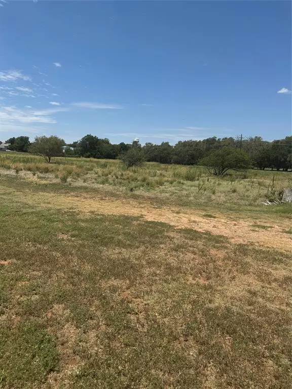 Chillicothe, TX 79225,1516 S 8 Street