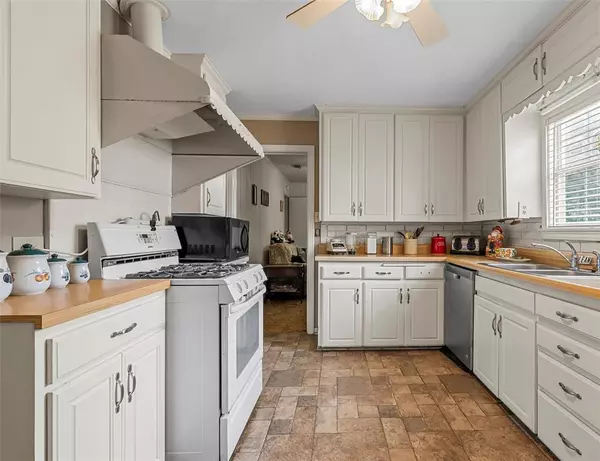 Waco, TX 76710,5601 Bishop Drive