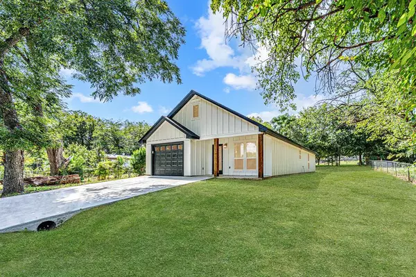 Granbury, TX 76048,3712 Oak Meadow Street