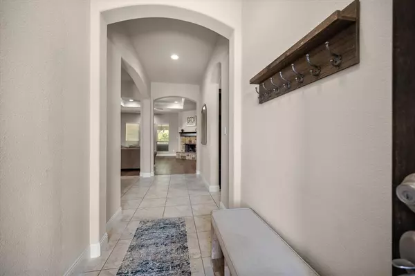 Weatherford, TX 76087,909 Thistle Hill Trail