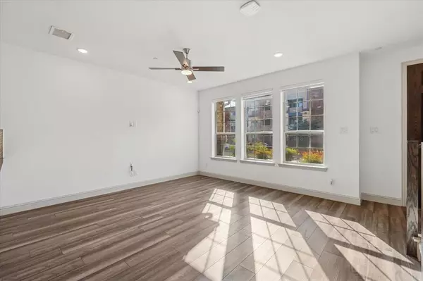 Mckinney, TX 75070,6072 Silverado Trail