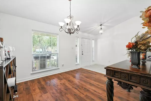 Denton, TX 76208,6013 Photinia Avenue