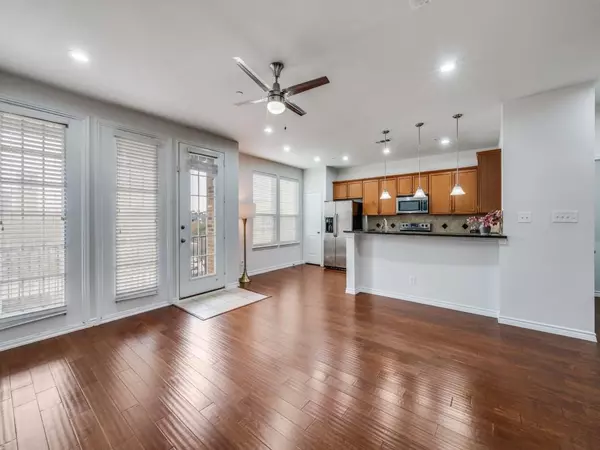 Fort Worth, TX 76102,950 Henderson Street