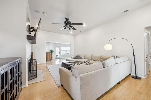 Carrollton, TX 75007,3010 Presidio Circle