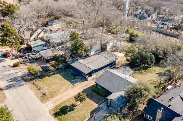 Dallas, TX 75218,8942 Eustis Avenue