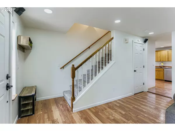 Mc Minnville, OR 97128,280 NW COUNTRY CT