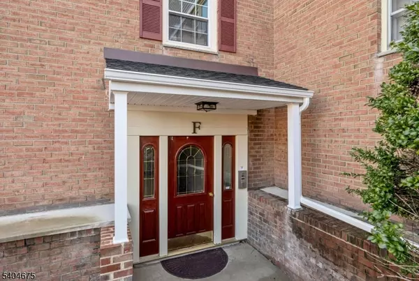 Clifton City, NJ 07013,605 Grove St #16