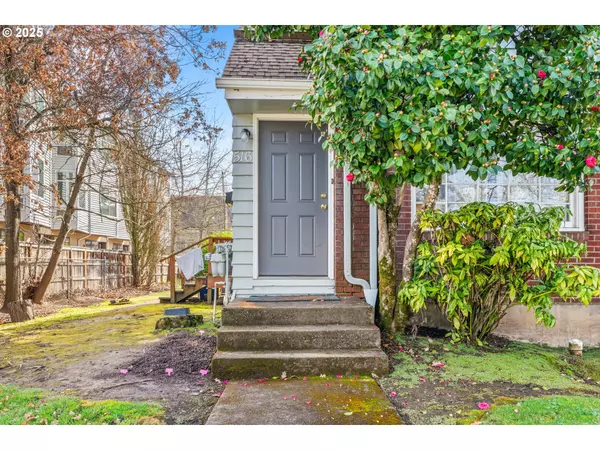 Eugene, OR 97401,508 E 14TH AVE