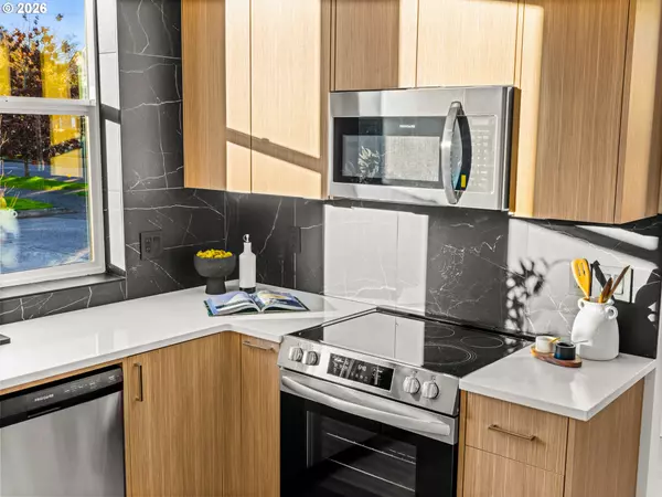 Portland, OR 97213,6205 NE Stanton ST