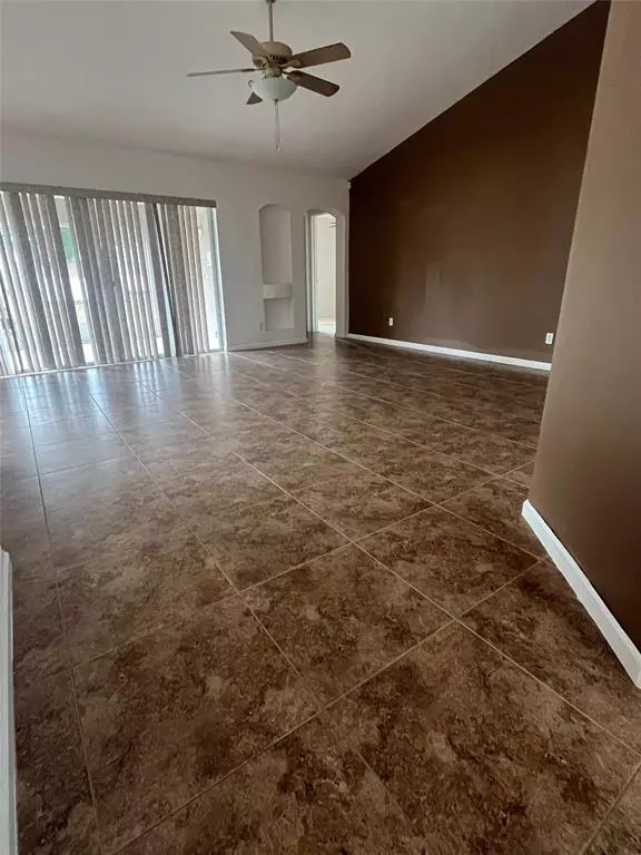 Port St Lucie, FL 34984,2458 SE Wald St