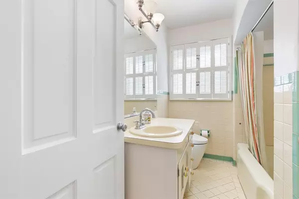 Fort Lauderdale, FL 33301,410 SE 16th Avenue