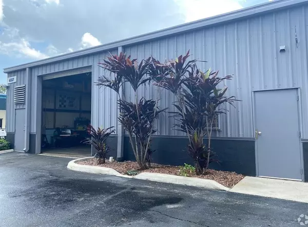 Riviera Beach, FL 33404,6555 Garden Rd