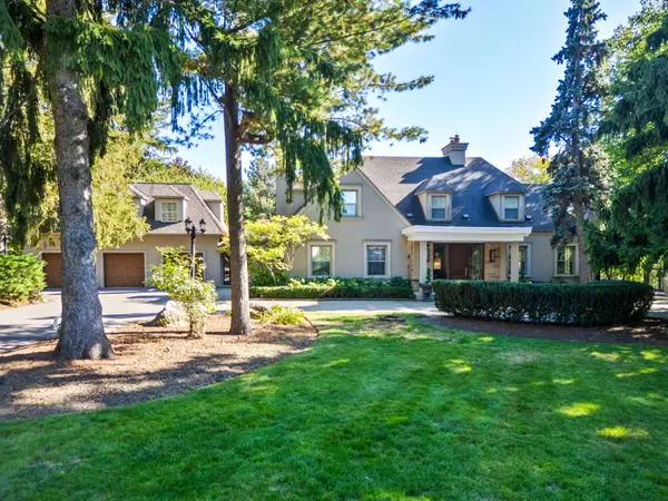 Mississauga, ON L5C 2P6,2552 Jarvis ST