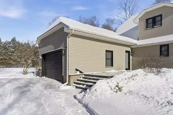 South Glengarry, ON K0C 1S0,18723 County 18 RD