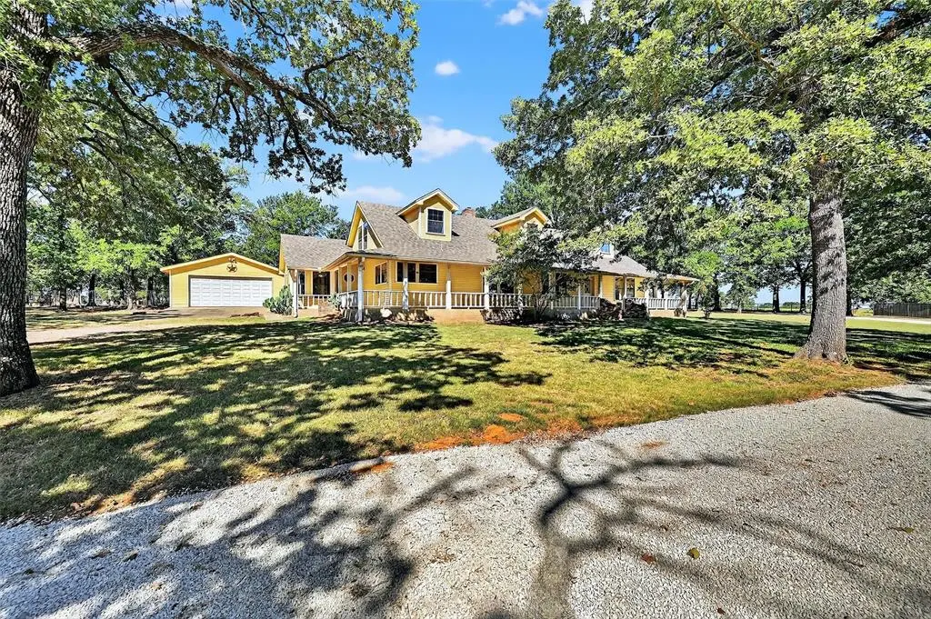 Collinsville, TX 76233,5326 W Line Road