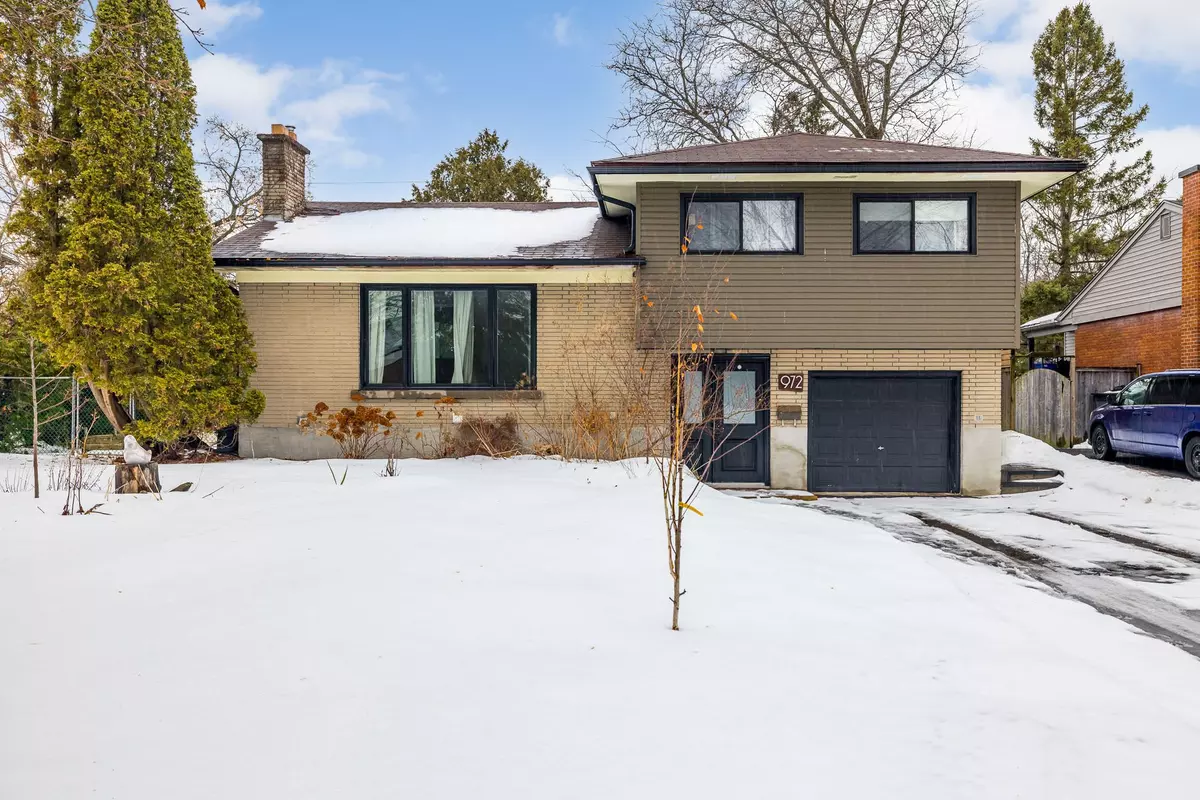 Britannia Heights - Queensway Terrace N And Area, ON K2B 5R3,972 Arkell ST