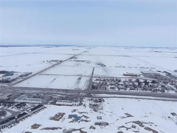 Niverville, MB R0A 0A1,37 Mulberry AVE