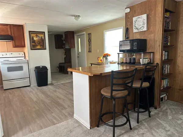 Waco, TX 76708,142 Lonely Pine Road