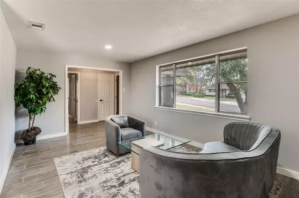 Dallas, TX 75241,1287 Whispering Trail