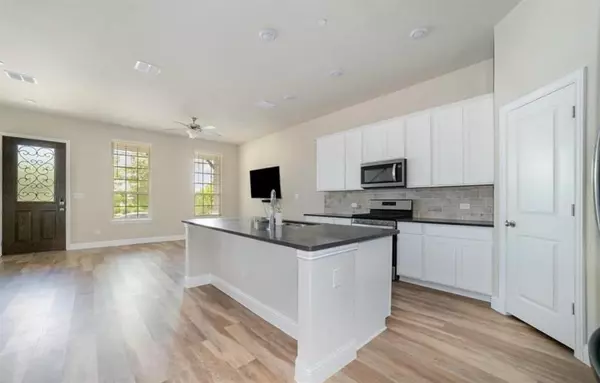 Rowlett, TX 75088,7609 Sunset Boulevard